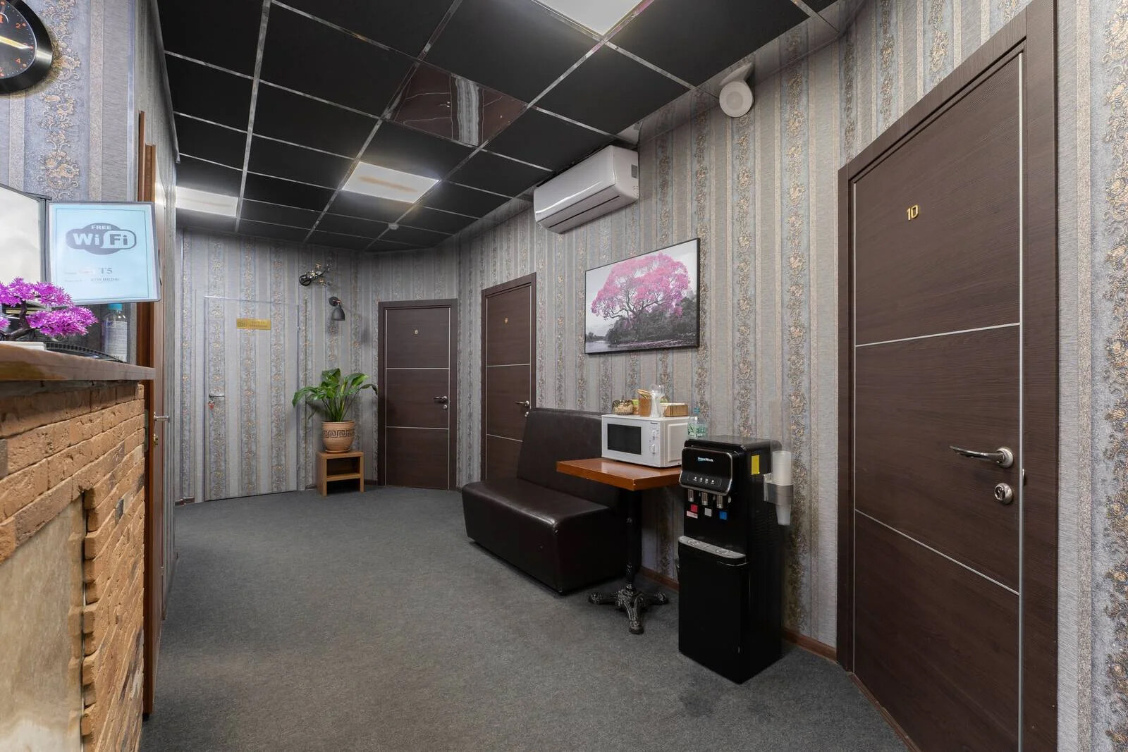 Фото Апельсин у Театра