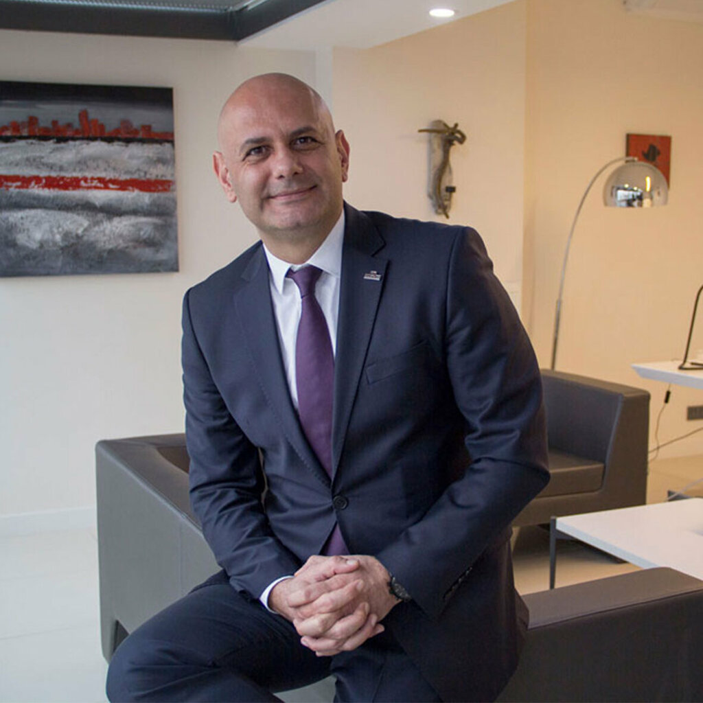 Financial consulting Ozgur Saygi Consulting Education Guidance - Bank Consultant - Finance Coordinator, Ankara, photo