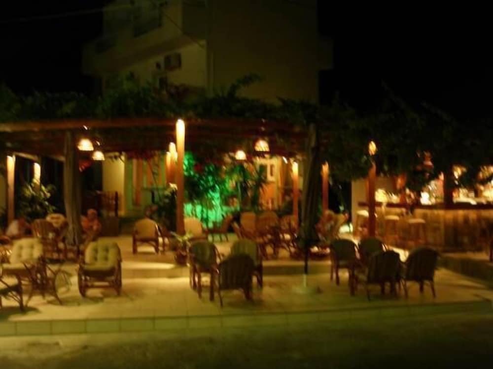 Фото Alexandra Rooms