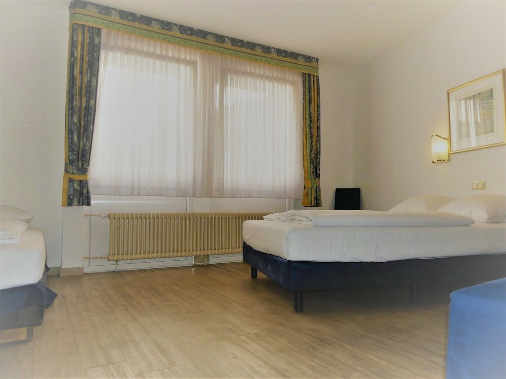 Фото Hotel Königshof The Arthouse