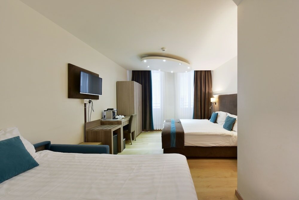 Фото Hotel Rousseau