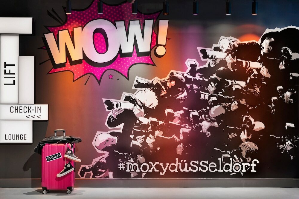Фото Moxy Duesseldorf City