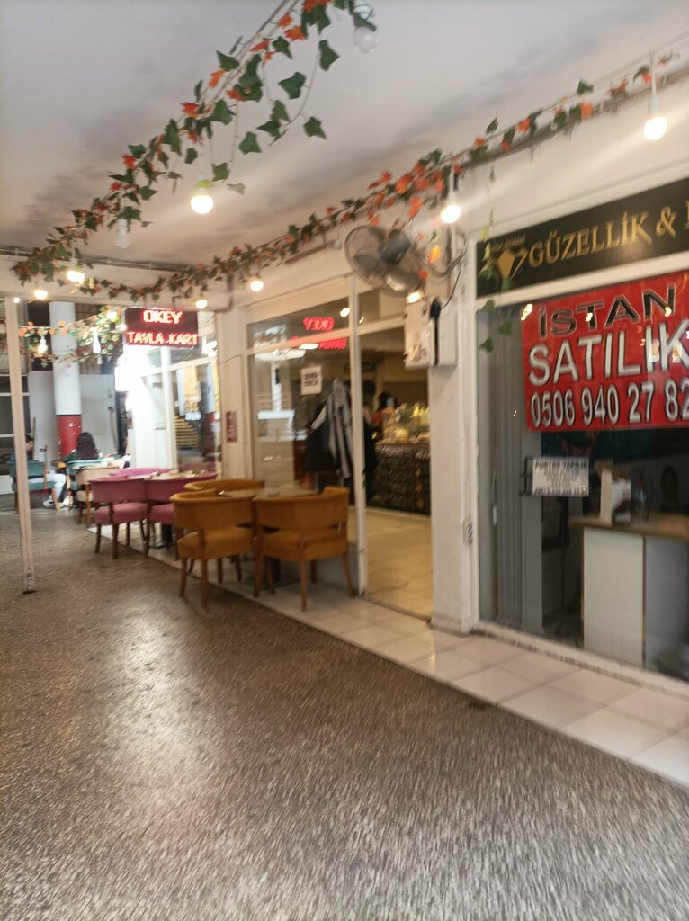 Cafe Okey Backgammon Card, Antalya, photo