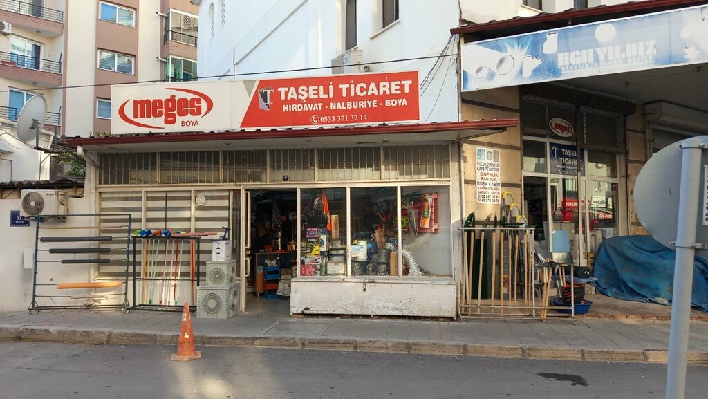 Hardware store Taseli Trade, Izmir, photo
