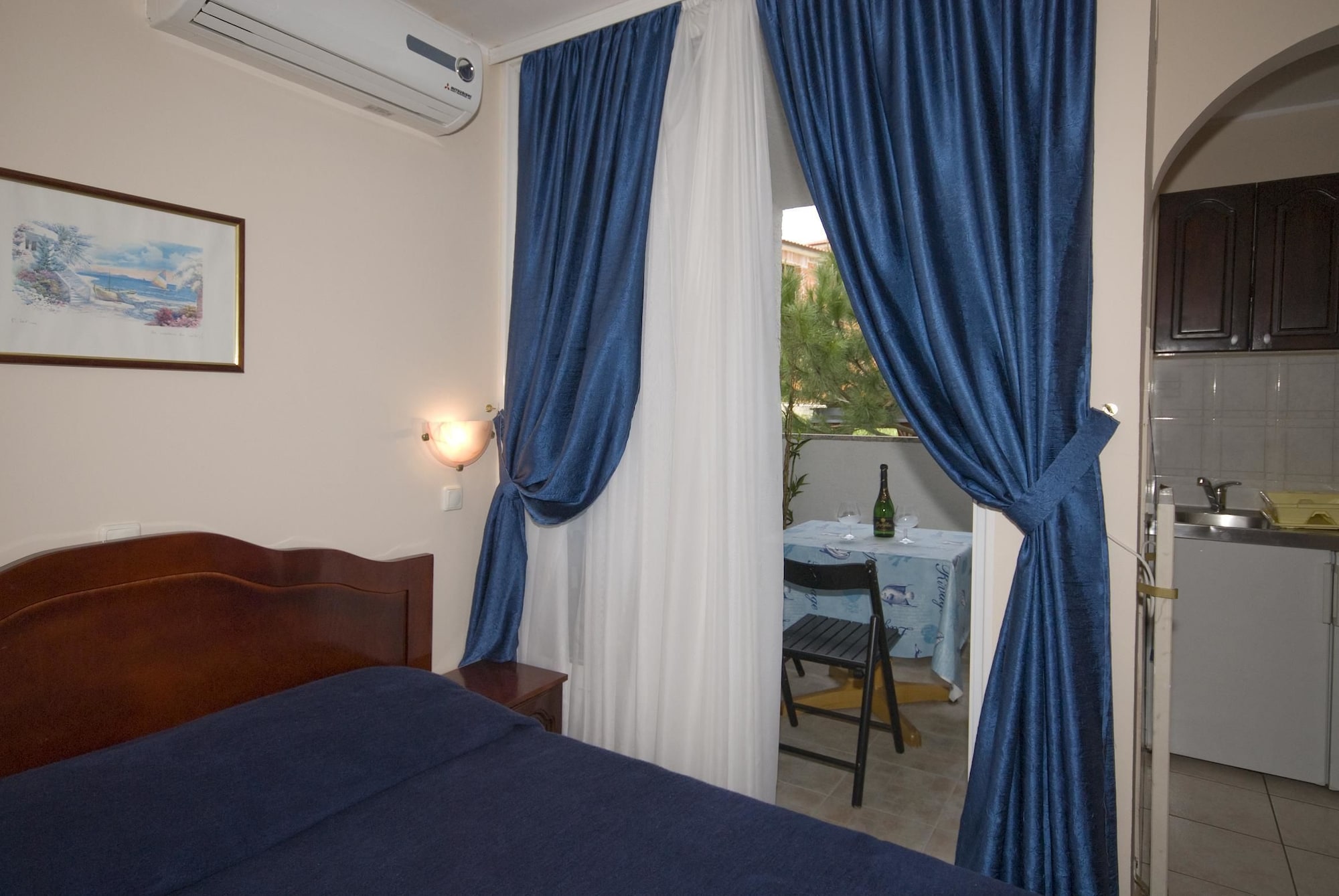 Фото Villa Roses Apartments & Wellness