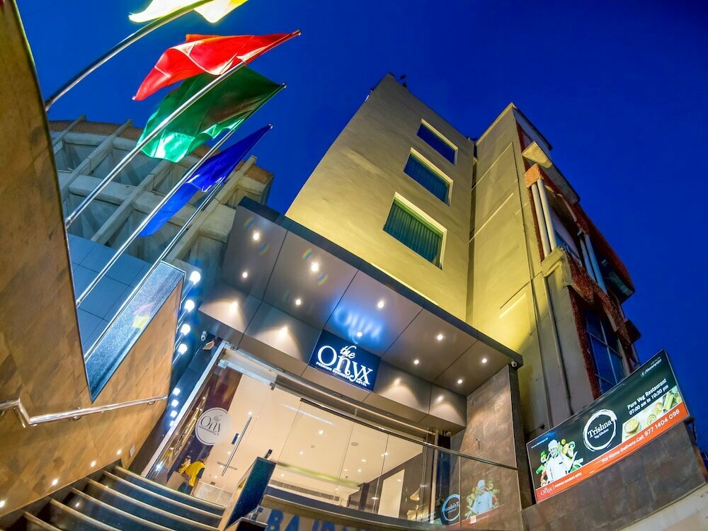 Hotel Oyo 13748 The Onyx, Jamshedpur, photo