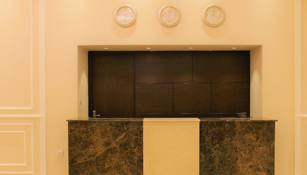 Фото New MerryLand Hotel