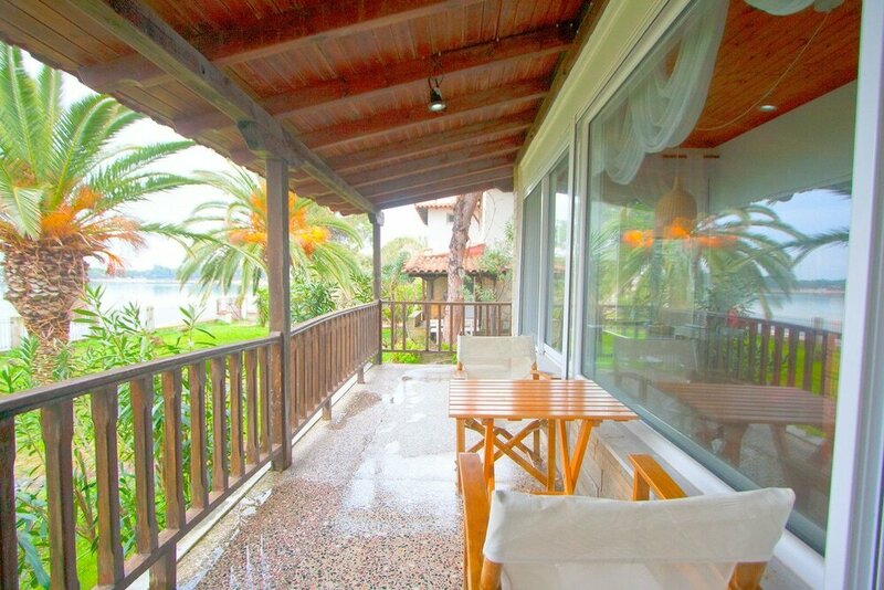 Гостиница Docker BeachFront House