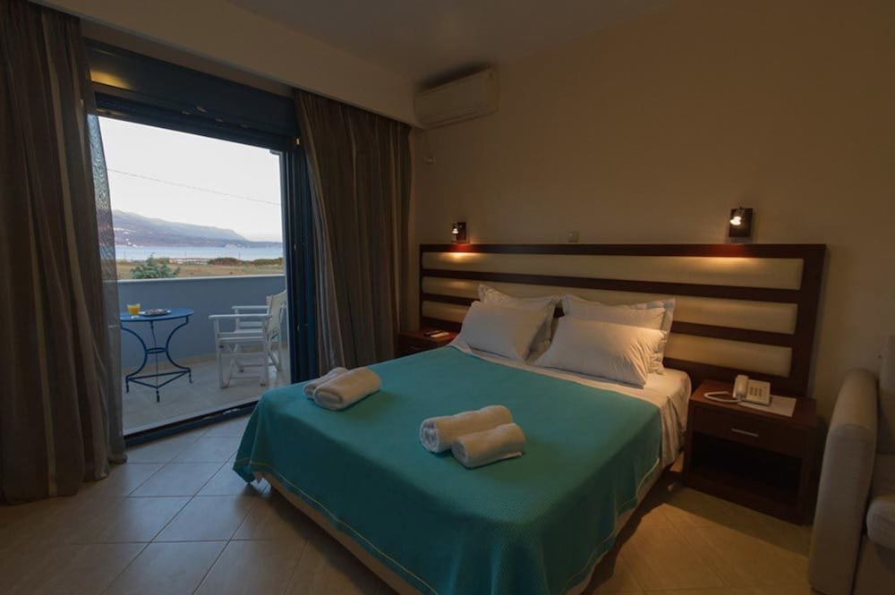 Фото Aquamarine Hotel