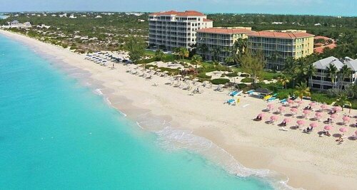 Гостиница The Tuscany on Grace Bay