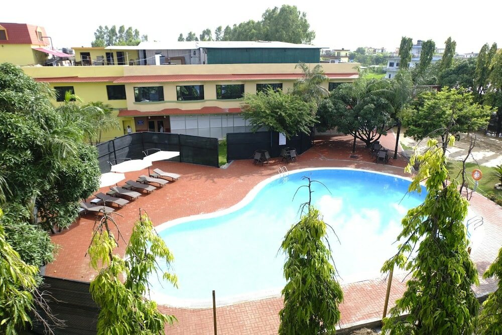 Фото Hotel Nirvana Luxury International