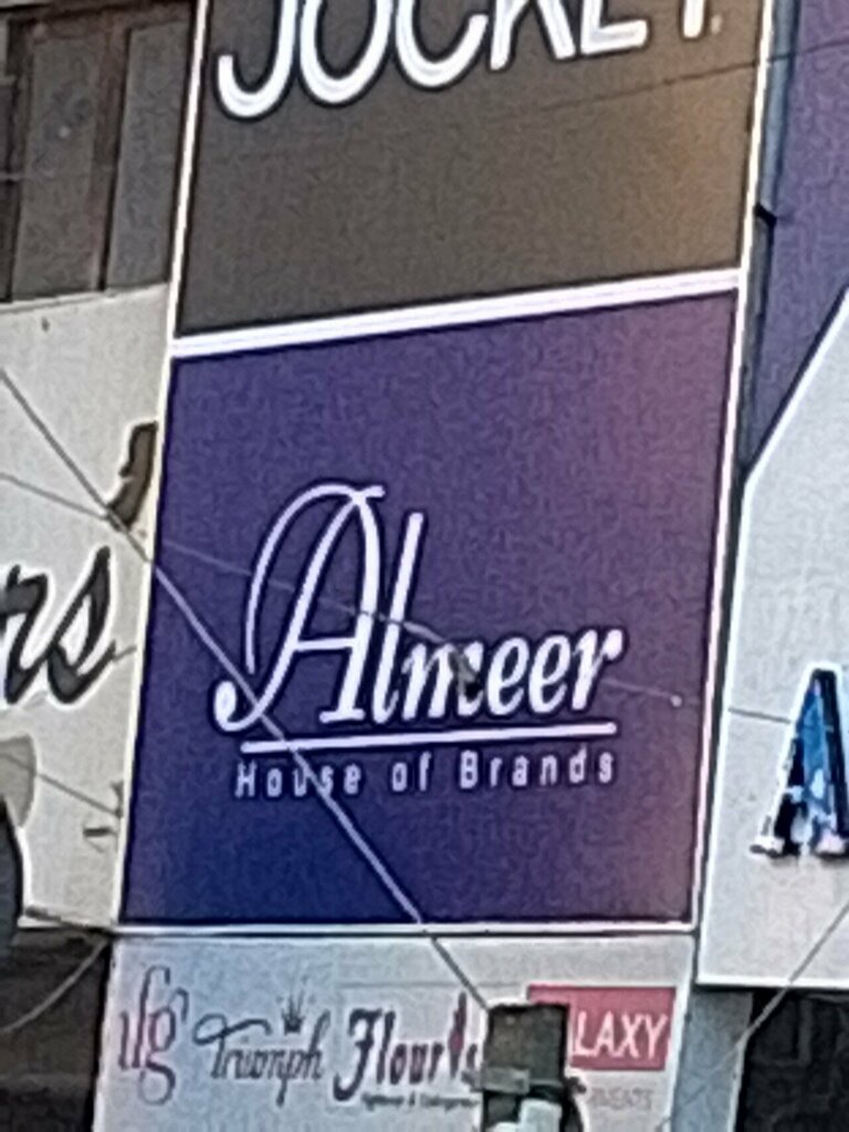 Clothing store Mlmeer house brand, Karachi, photo