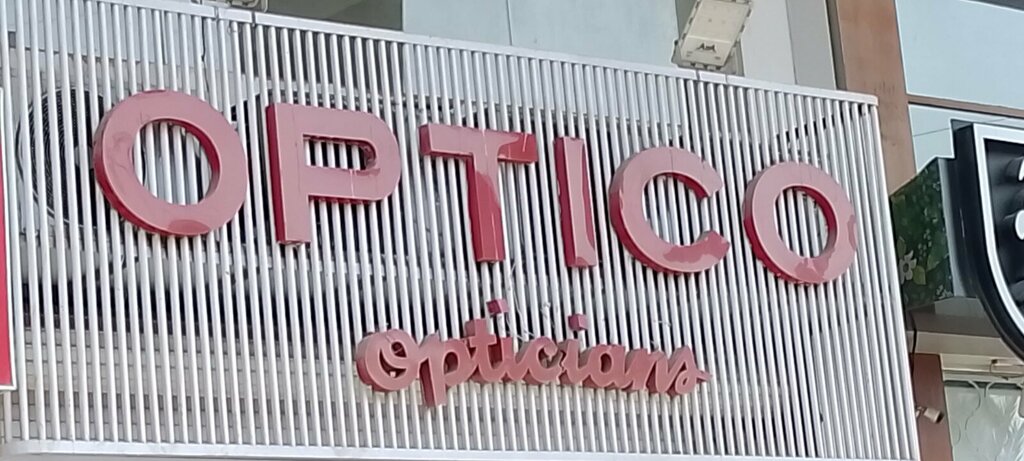 Contact lenses Optico, Karachi, photo