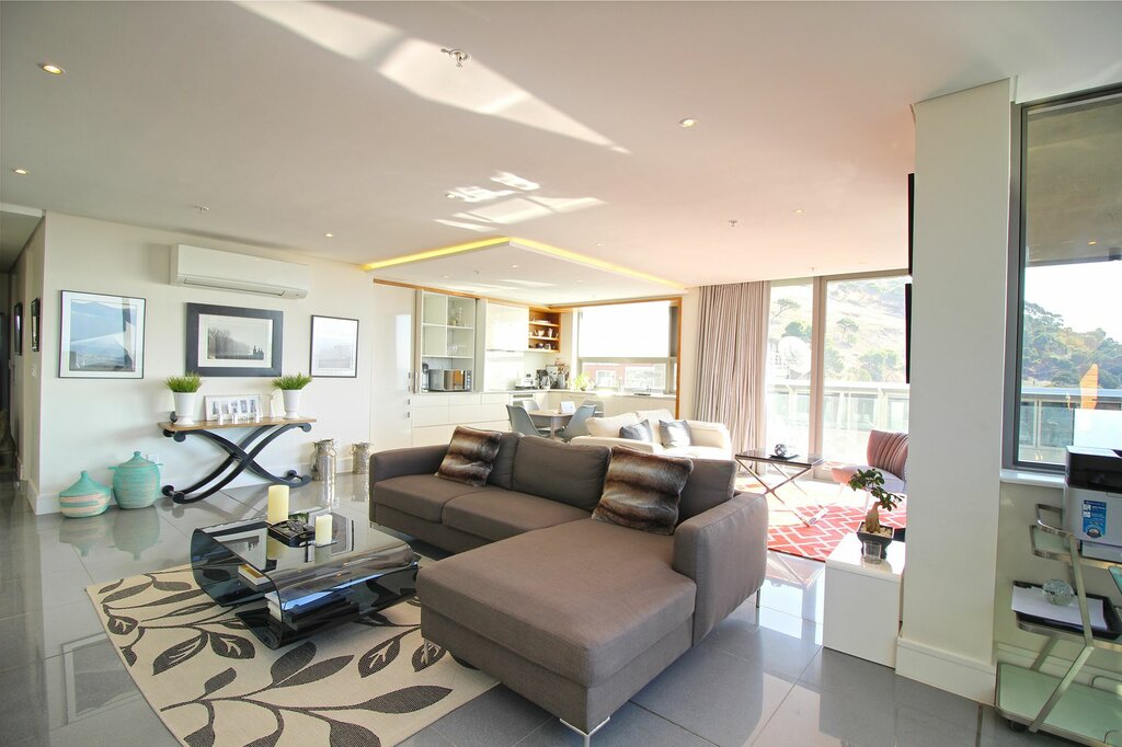 Short-term housing rental Mirage 1006, Capetown, photo