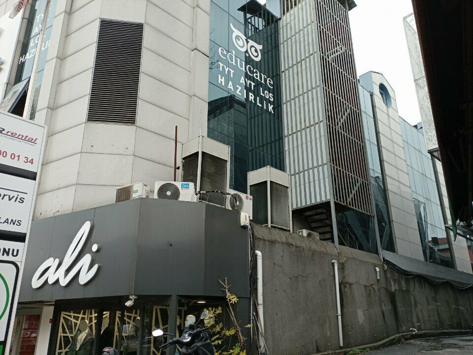 Tienda de ropa Ali Stores Altunizade Branch, , foto