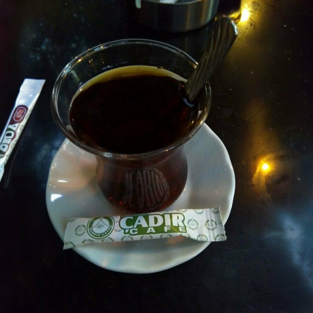 Cafe Tent Cafe, Batman, photo