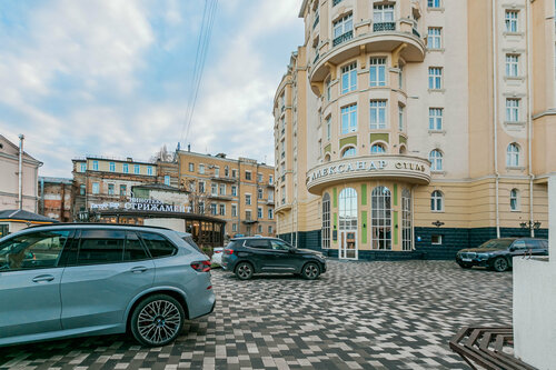 Внешний вид отеля Александр в Кисловодске, фото 4