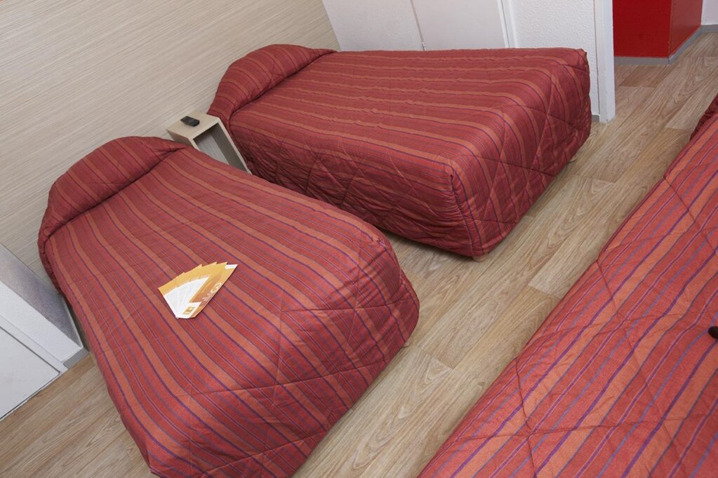 Фото Premiere Classe Cherbourg - Tourlaville