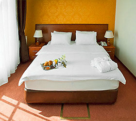 Фото Azcot Hotel