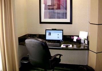 Фото SpringHill Suites by Marriott Dallas Nw Hwy/I35E