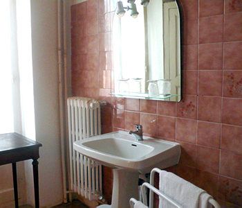 Фото Au Saint Roch - Hôtel et Jardin