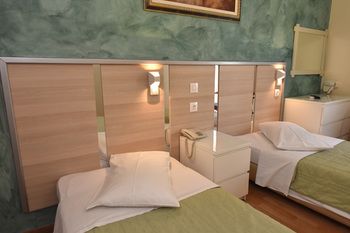 Фото Hotel Socrates