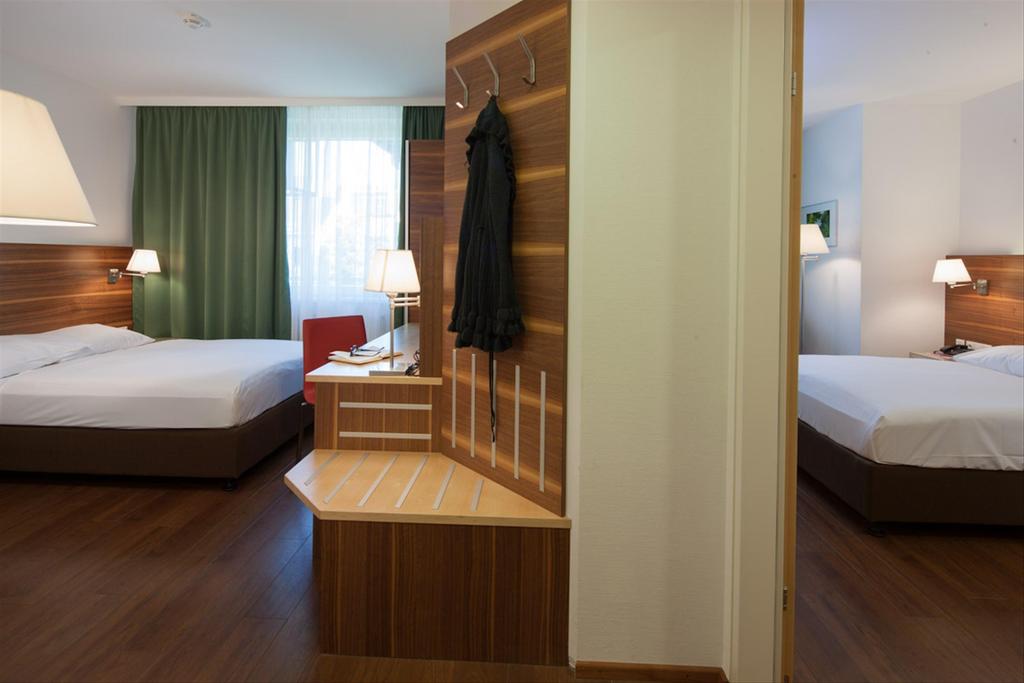 Фото Austria Trend Hotel Beim Theresianum