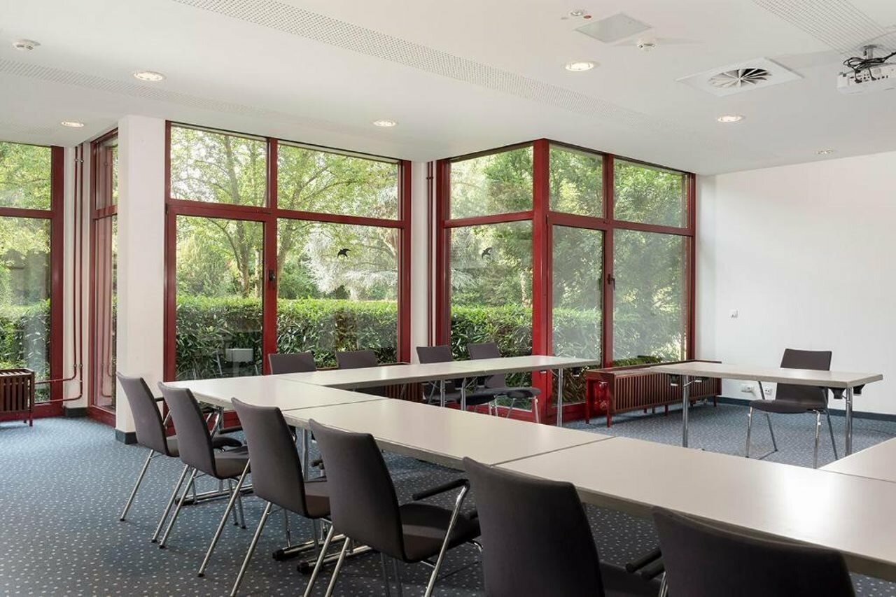 Фото Seminaris Hotel Bad Honnef