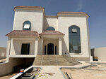Golden Star Aluminium & Glass Works (235, 14 Street, M40, Mussafah, Abu Dhabi), doors