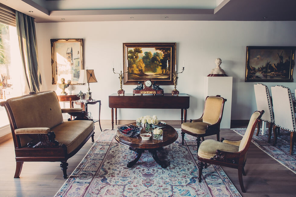 Antique store Faytak Fine Arts and Antiques, Dubai, photo