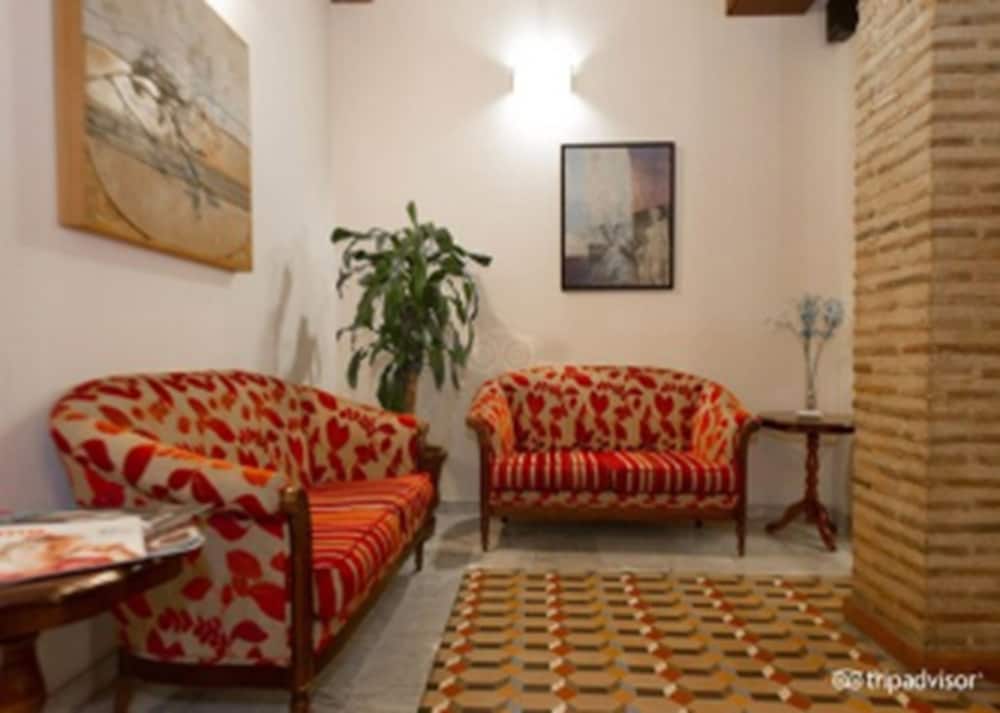 Фото Отель AD Hoc Monumental