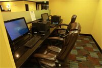 Фото Holiday Inn Express & Suites Detroit North - Troy, an Ihg Hotel