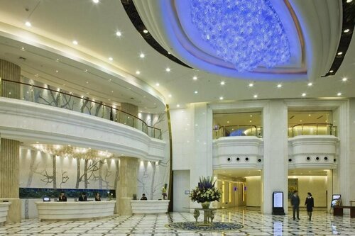 Гостиница Pullman Shanghai Skyway в Шанхае