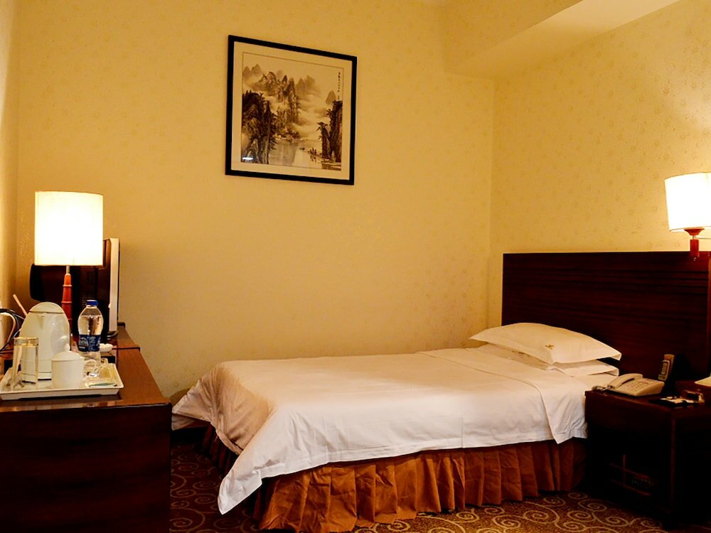 Фото Pazhou Hotel