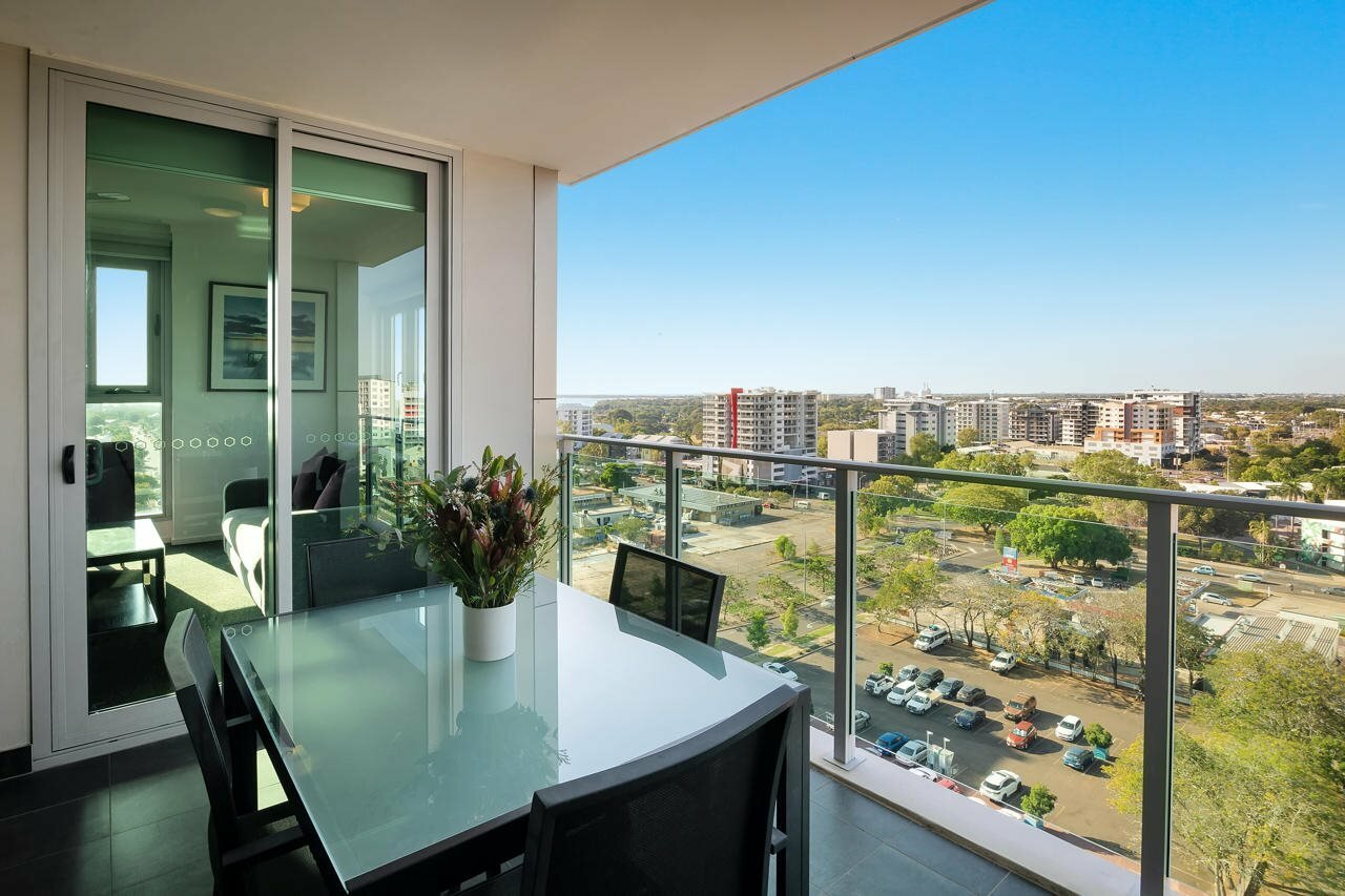 Фото H on Mitchell Apartment Hotel