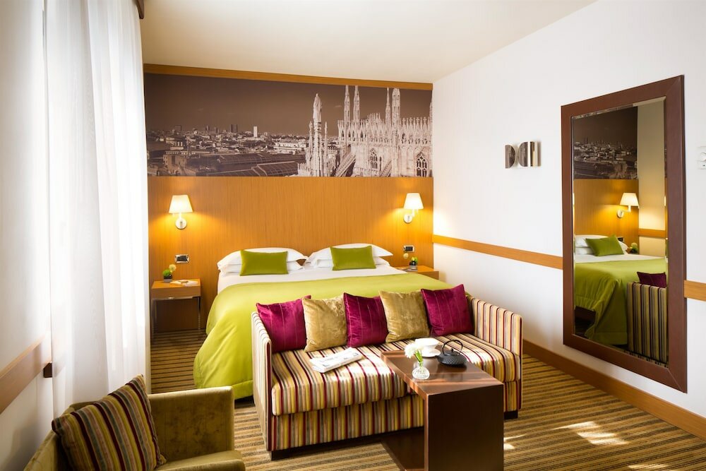 Фото отеля 2