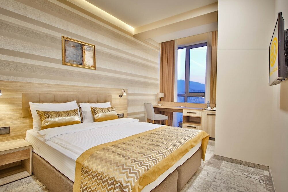 Фото Ameri Plaza