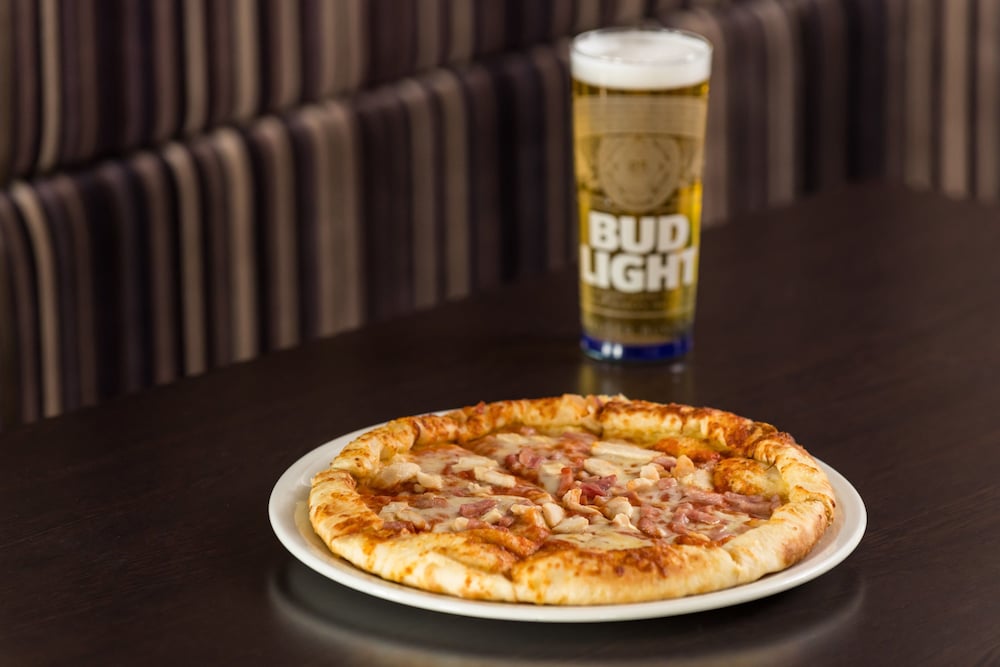 Фото Holiday Inn Express Bristol - Filton, an Ihg Hotel