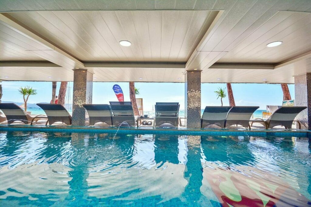 Hotel Diamond Water Edge Resort, Province of Aklan, photo