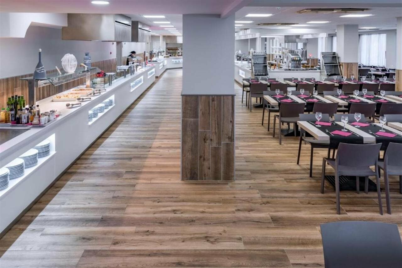 Фото Hotel Oasis Park Splash