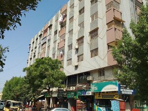 Avanti Park View Apartments (Province of Sindh, Karachi, Pakistan Employees Cooperative Housing Society, Block 2, Dr. Abdus Salam Road), hotel