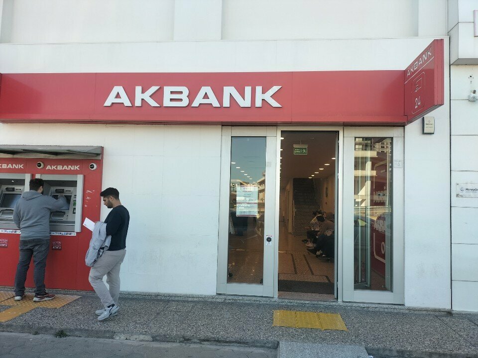 بنك Akbank-beşevler Sanayi Şubesi ، بورصة، صورة