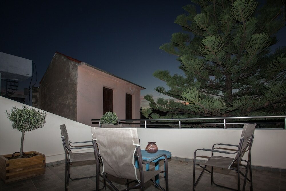 Фото Maya's Boutique Residence