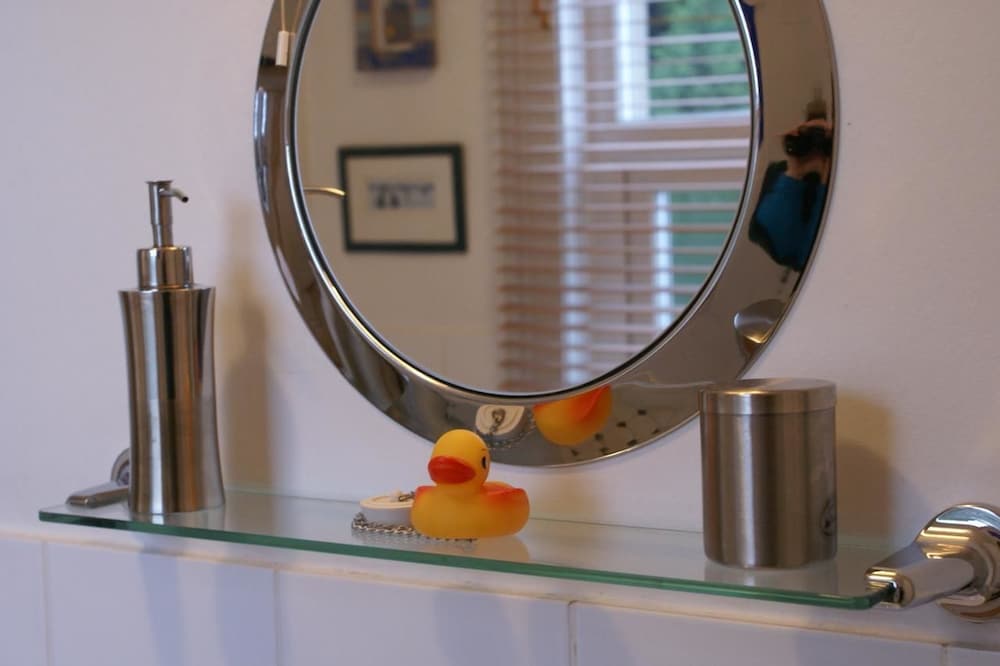 Фото Devonshire House