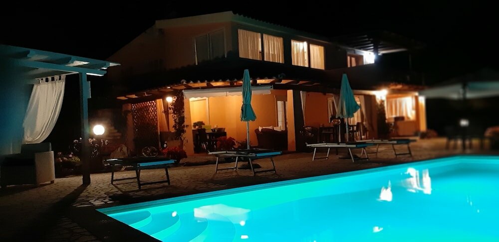 Фото B&b Li Muntigeddi