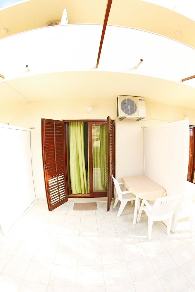 Фото Apartments and Rooms Zvjezdana