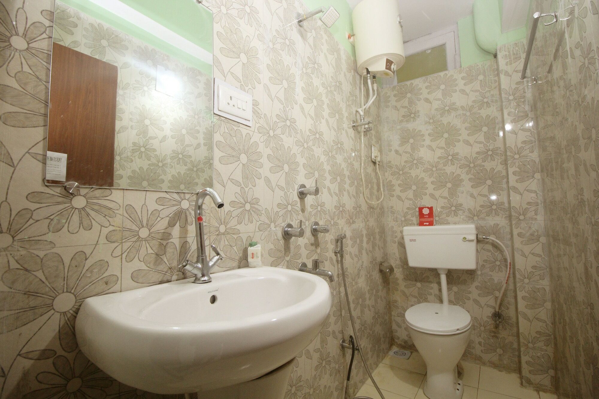 Фото Oyo 8577 near Mall Road