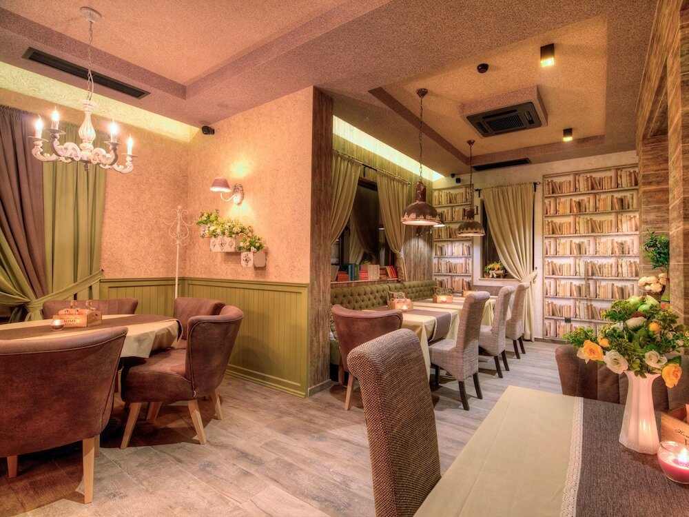 Фото Family Hotel Agoncev