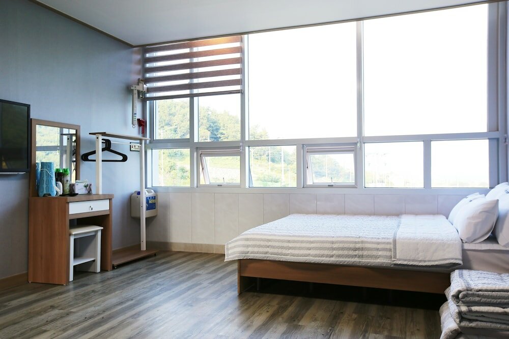 Фото Flora Hostel Pension