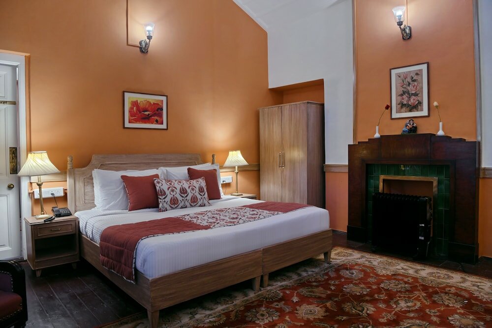 Фото Brij Villa, Dalhousie - A Colonial Luxury Retreat